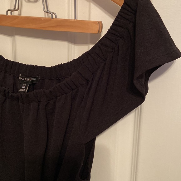 2for $20: Banana Republic LBD 🖤 - Picture 10 of 12